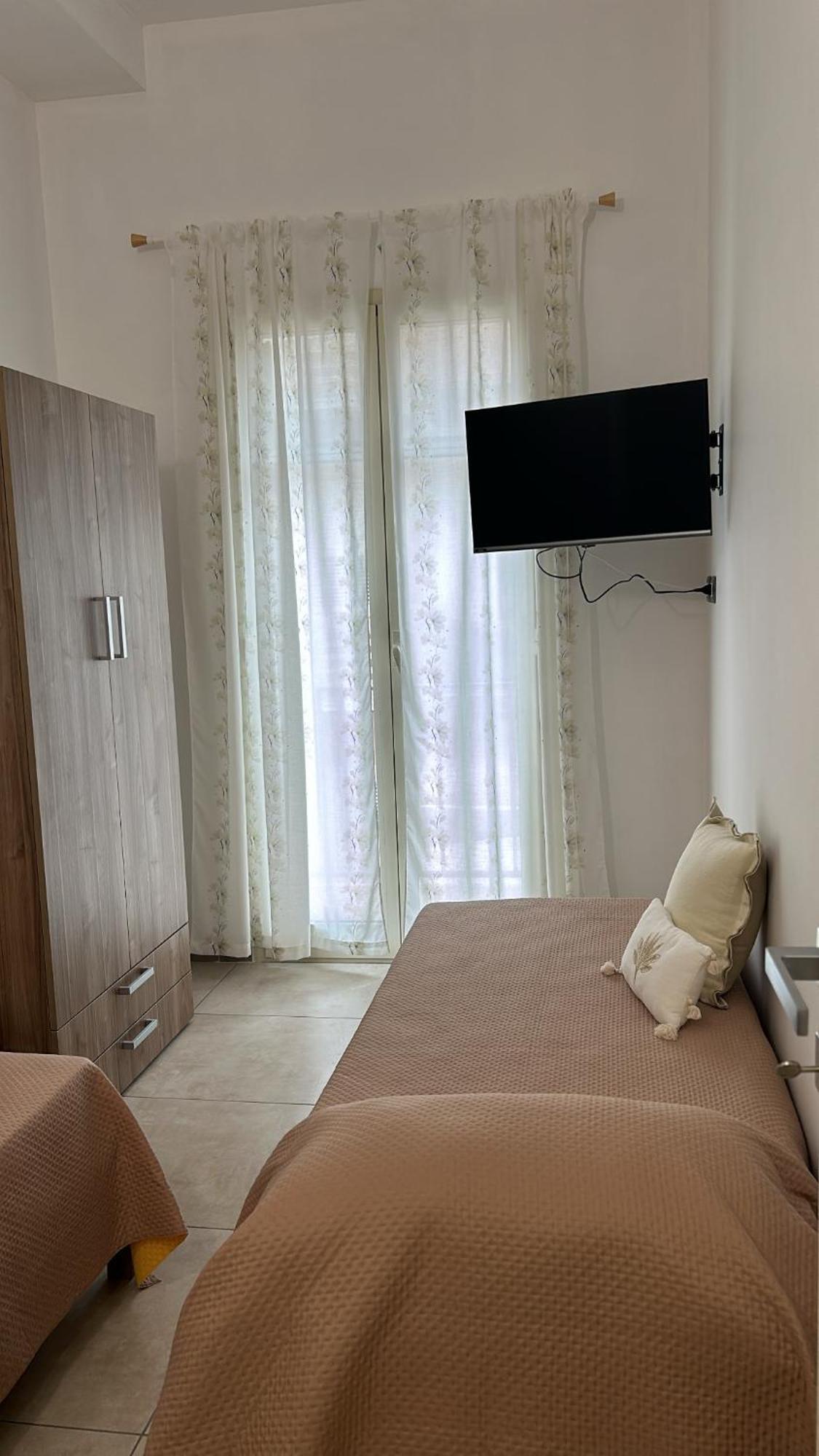 Le Soleil Apartment *